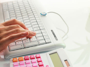 平日のみの勤務！残業一切なし！
人気のオフィスワーク始めませんか？
※画像はイメージ