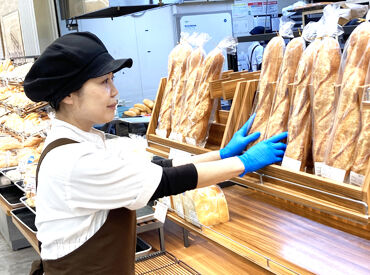 スーパーマーケットバロー千曲店 ☆未経験の方大歓迎☆
初めてのバイトに、かけもちバイトとして、久しぶりの仕事復帰に、
定年後の就職先にetc…働きませんか？