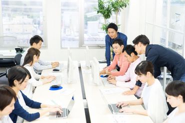 ★採点のコツを丁寧に教えます！
★ダブルワークOK！