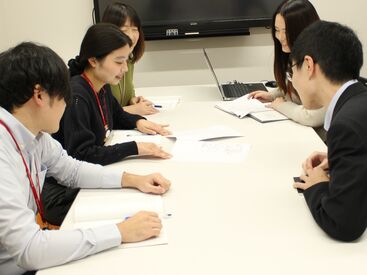 シフト勤務による週休2日で残業も原則0！！
安定の福利厚生で働きやすい◎
