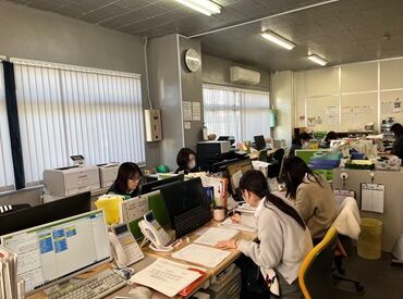 黒光商事株式会社 特別なスキルは必要なしです！
数回勤務すれば大体の業務はできるようになりますよ♪