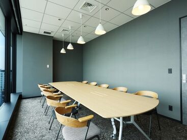 最先端のSNS広告を、編集の現場で体感！
急成長中のベンチャー企業で、一緒に成長しませんか★