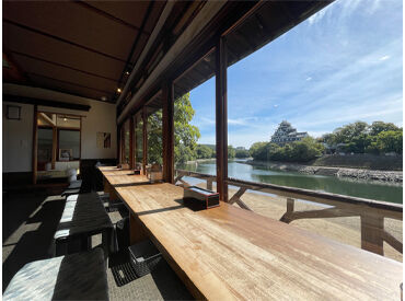 Cafe & Restaurant & Boating 碧水園 短期・長期どちらもOK！
▼ギターの購入費用が貯まるまで
▼土日だけ働いて学校と両立
目的に合わせて柔軟にシフトIN♪