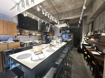 「調理も経験してみたい!」
⇒そんな相談があれば、
ホールの募集ですがチャレンジもできますよ~♪