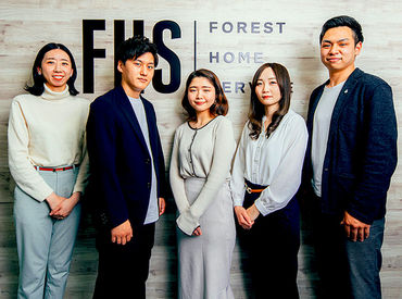 わたしたちと一緒に盛り上げましょう♪
人とおしゃべりするのが好きな人など、
楽しいことが好きなスタッフでいっぱい！