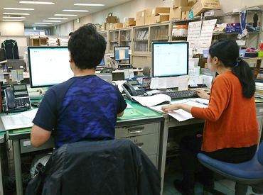 太陽の花 短期でのオシゴト！
シール貼りやデータ入力、花束加工などをお任せします◎
週3～6日まで、希望に合わせて調整可能！