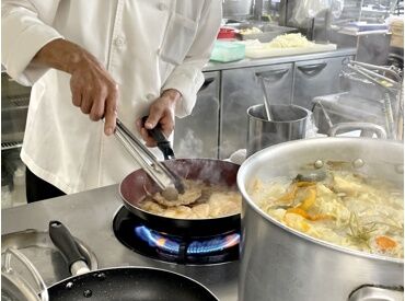 株式会社スコット【勤務地：札幌ゴルフ倶楽部】 〈人柄採用〉
大事なのはやる気！なので…業界未経験さんも大歓迎★現在、30～40代の社員が活躍中♪