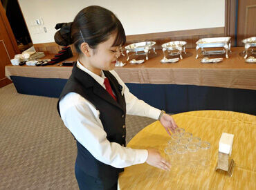 勤務スタート日は相談OK♪
GW空けから始めたい、すぐ始めたい etc
まずは希望をお伝えください◎