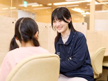 栄光の個別ビザビ 武蔵新城校 一度に教える生徒は最大2人まで。未経験でも始めやすい個別指導です♪大学生～主婦層まで幅広く活躍中です！