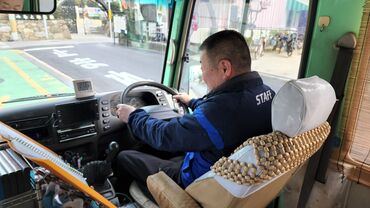 トラックドライバー、大型バスドライバーだった方など、
定年後の再就職先にピッタリ◎
もちろん完全未経験の方も歓迎です♪