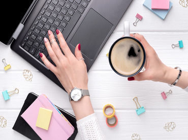 医療関係の勤務経験は問いません!
幅広い年齢の方が活躍中!
医療業界経験者も歓迎♪