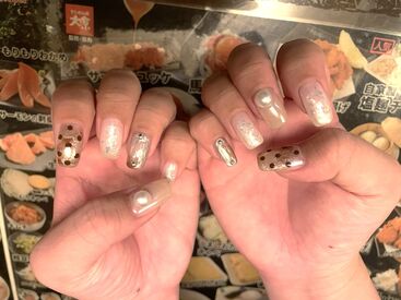 オシャレALL自由★*
ヒゲもネイルも髪色もあなたらしく働けます◎