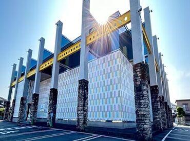 エンペラー御船店 幅広い世代が活躍中♪
力仕事なしで安心スタート！
柔軟シフト＆充実待遇で長く続けやすい職場です★