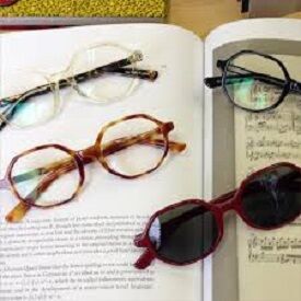 ファッション人材リンク株式会社【FJL】 ﾟ*｡☆ NEWスタッフ募集 ☆。*ﾟ
誰もが知ってる眼鏡ブランドの販売STAFF☆彡
20代～30代男女STAFF活躍中！
制服支給あり♪