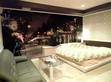 ホテルベニスリゾート 1人で不安な方はお友達同士の応募OK◎
幅広い年齢の方が活躍中！
迷ったらまずご連絡を♪