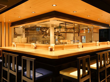 仲が良くて楽しく働ける最高の環境です◎
未経験でも実践で丁寧に教えます!
聞きやすい雰囲気でスキルもグングンアップ★