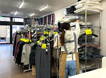 ファッションオロシ　トーヨー ブランク復帰・アパレル未経験大歓迎！
≪残業ほぼなし≫
15:00、遅くとも17:00には退勤★
日中だけだから家事との両立も叶う♪