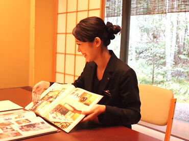 京懐石 美濃吉本店 竹茂楼 ＜感動・幸せが詰まったお仕事＞
素敵な日を迎えられるように♪
美濃吉ならではの、
伝統的な和風の結婚式をプランニング！
