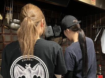 八福寿家（ハチフクスケ） 《フリーターさん・学生さん大歓迎！》
新しいアルバイト始めませんか？
*おしゃれもOK！
⇒金髪・ネイル・ピアスも自由！