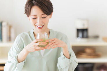 ファッション人材リンク株式会社【FJL】 ﾟ*｡☆ ＮＥＷスタッフ募集 ☆。*ﾟ
1～2ヶ月の更新制のお仕事♪
シフト相談可能
即日開始勤務・フルタイム勤務ＯＫ