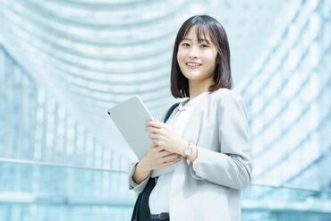 スキルアップ講座や研修制度も充実＊
事務デビュー応援◎
スキルより“やる気”を重視します！