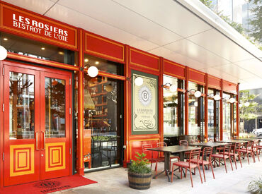 レ ロジェ ビストロ ド ロア　京橋店【1301】 「レ ロジェ ビストロ ド ロア」で活躍しませんか？
接客方法などイチから研修でお伝えします！