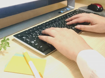 株式会社MK・サービス　精肉センター 40代50代主婦さん活躍中！
事務のお仕事なので、体への負担も少なめ♪