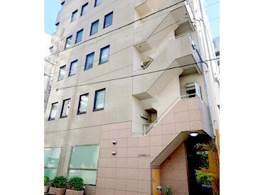 少人数でアットホームな雰囲気◎
「これってどうするんだっけ？」など、わからないことも気軽に聞けます♪