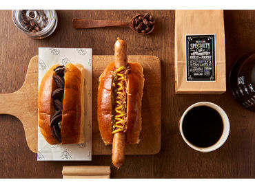 未経験&ブランク明けの方も大歓迎♪
アパレル併設のカフェなので、過度でなければオシャレも自由◎