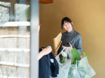 "SNS映え"も間違いなし！
10代~20代若手スタッフ活躍中★
≪短期単発OK≫