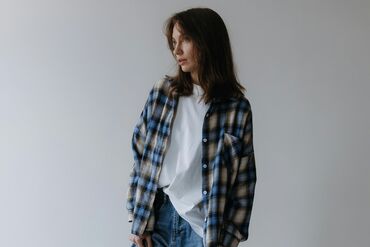 ファッション人材リンク株式会社【FJL】 ﾟ*｡☆ NEWスタッフ募集 ☆。*ﾟ
アパレルデビューや未経験大歓迎！
ネイル＆髪色も楽しめます◎
20代～40代女性STAFF活躍中♪
