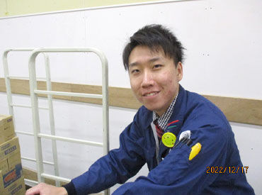 明るく清潔な店内は居心地抜群♪快適にお仕事できますよ！
スタッフは気さくな方ばかりなので、スグに馴染めますよ♪