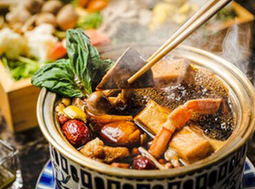 週1日・1日3h～OK＆シフト自己申告制★
時給1300円以上＆交通費全額支給で無理なく続けやすい♪