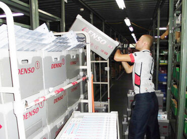 \安定の大手企業!ダイハツでスタッフ大募集/
車好きさんも、安定志向の方も必見!
長期で腰を据えて働ける環境だから安心◎