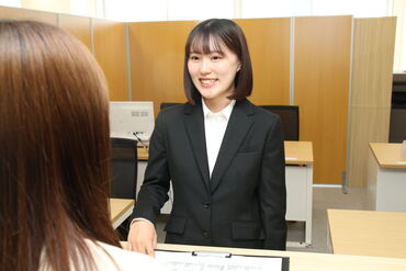 \未経験歓迎/
はじめは«先輩社員が全力でサポート!!»
マニュアルも充実している上に
周りの人に相談もしやすい雰囲気です◎