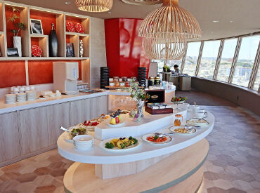 紹介元：株式会社プレンティー　（紹介先：ノボテル沖縄那覇）  お客様は、スイート、プレミアフロアのステイゲスト限定。
ゆったりとした空間で働けます。
※イメージ画像