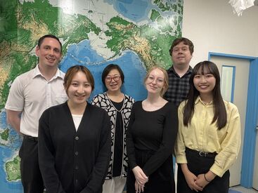 アメリカンランゲージスクール調布校 ≪英会話スクールでのお仕事♪≫
実際の現場で"プチ留学気分"を味わえたり、海外の友達をつくるチャンス！
