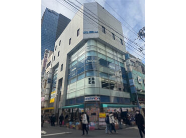 浜田電機株式会社 PC USEFUL 20～30代フリーターさん活躍中♪
PCやスマホを
いじるのが趣味の方も必見！
さらに詳しくなれますよ♪