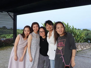 一緒に働くメンバーは
後輩想いの優しいスタッフばかり♪
安心して成長できる環境が
ここにあります!