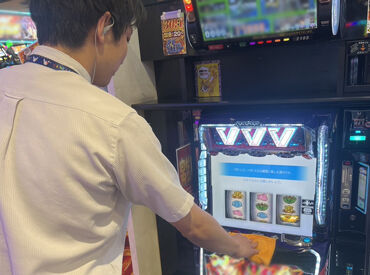 髪色自由!ネイルOK!ピアスOK!
好きな姿で働けます◎
「バイト前にオフしなきゃ…」なんて無駄な出費もありません*