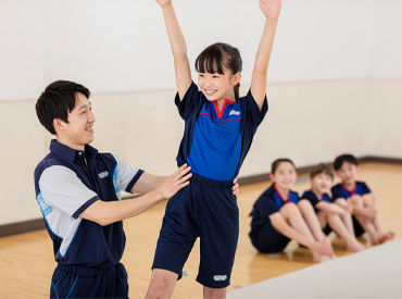 運動好き集まれ~!
インストラクターに挑戦するならセントラルで♪
駅チカ&アクセス抜群で通勤も苦じゃない◎