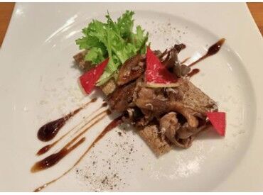まかない無料♪個人店なので風通しや融通バッチリです！
仕事やシフトのことなど何でも相談ください◎