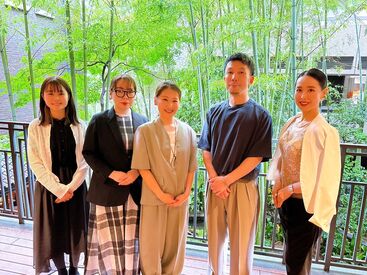 PLUS　本店 美容師免許をお持ちの方は…
カットなどの施術をお任せ★
もちろん『カットのみ』など、できる工程までで問題なし♪