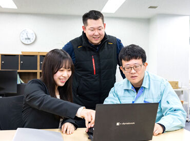 株式会社エイテクス　大分営業所 慣れるまで周りがしっかりフォローします！
パソコンを一般的に触れる程度あればOK！（写真は本社）
