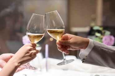 GOLD-TEC SERVICE 株式会社(勤務地：伊藤国際学術研究センター内レストラン) ホテル椿山荘東京のグループレストランとして洗練された本格フランス料理のお店