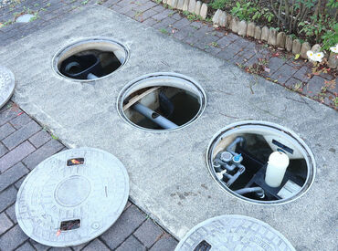 点検の知識がなしでOK!誰でも簡単!
「作業をしているので入らないで」などの声掛けや歩行者の安全誘導メイン◎
※画像イメージ