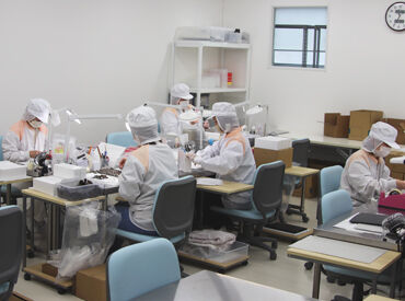 中得工業株式会社 ＼クリーンな職場環境★／
ご近所から通われている主婦さんが多数活躍中！
親しみやすい雰囲気で働きやすさバツグン◎