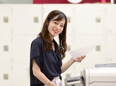 株式会社イノベーションホールディングス ＼＊ 未経験OK ＊／
新宿駅スグの好立地！お仕事前後にショッピングも♪
■服装自由　■交通費全額支給
※画像はイメージ