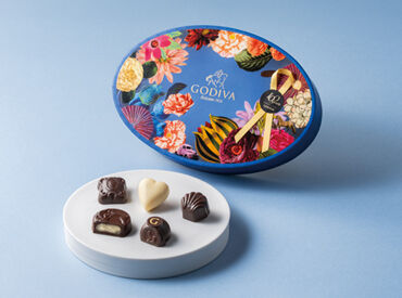 イオンモール旭川西 ＼毎年恒例の大人気バイトが今年も登場♪／
チョコレート好き必見！春休み期間中に
効率よく収入UPできちゃいます★