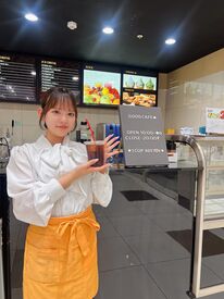 株式会社ＧＯＤ　ＥＮＴＥＲＴＡＩＮＭＥＮＴ  お友達と一緒に応募もOK♪ 2人でスタートした先輩もたくさんいます！